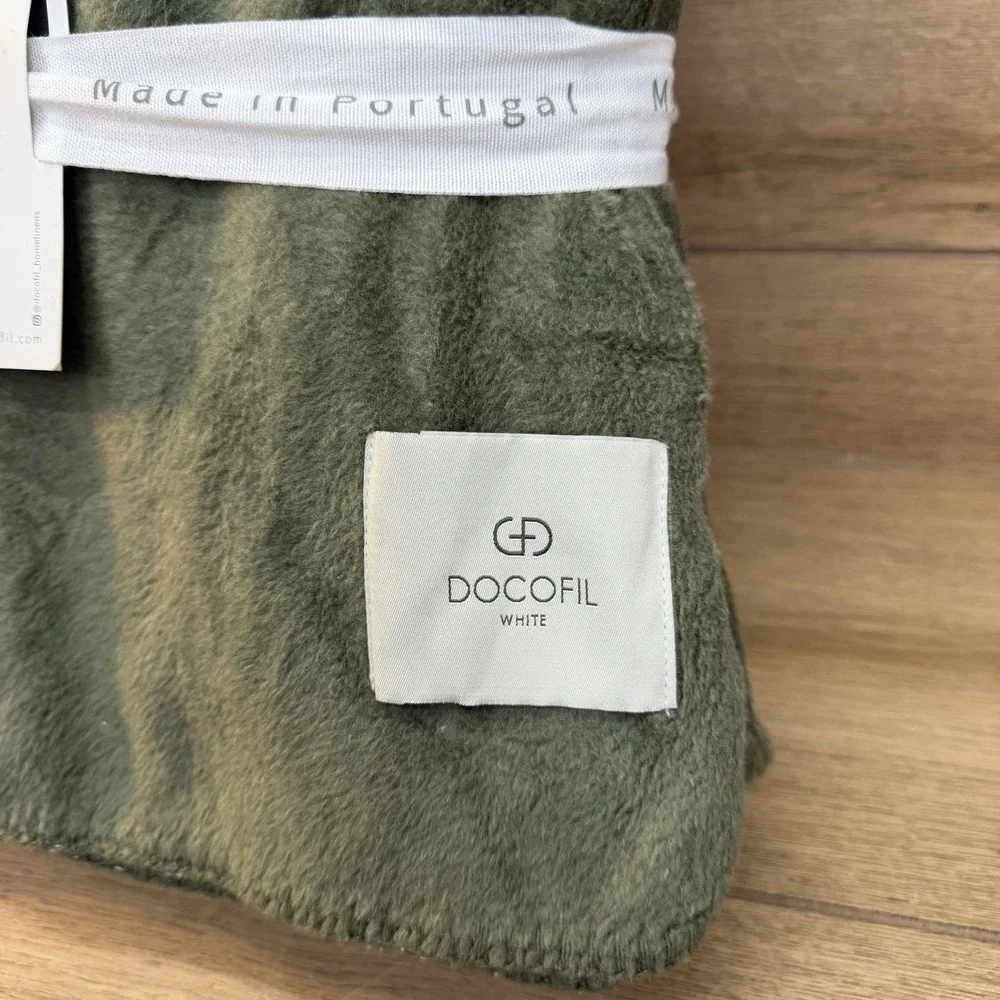 DOCOFIL White Luxuriously Soft Queen Blanket Cotton Blend Portugal Olive Green